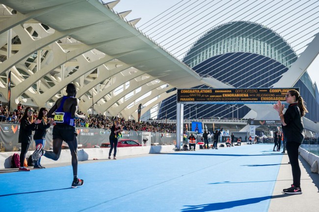 Maraton-Valencia-Trinidad-Alfonso-2015-06