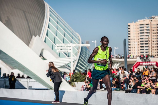 Maraton-Valencia-Trinidad-Alfonso-2015-16