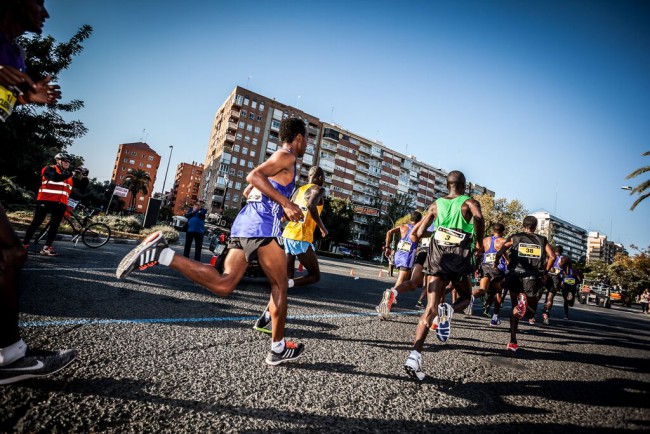 Maraton-Valencia-Trinidad-Alfonso-2015-salida-03
