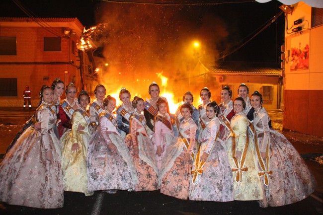 Torrent. falles 2016. Crema. Falleres Majors de Torrent