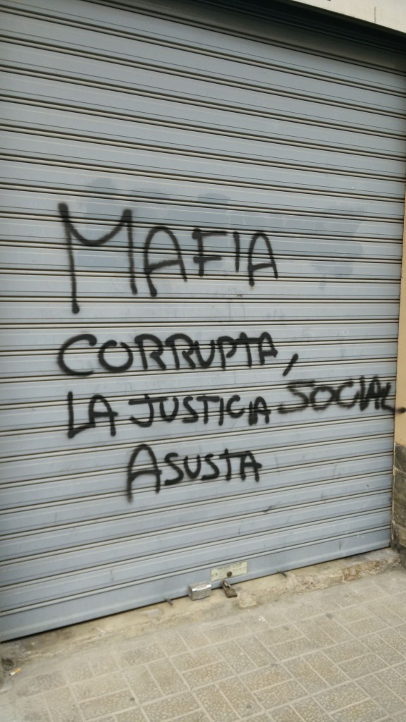 pintadas sede PP Burjassot (1)