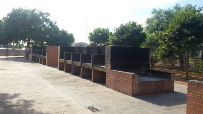 Alaquàs. paelleros parque municipal el dijous