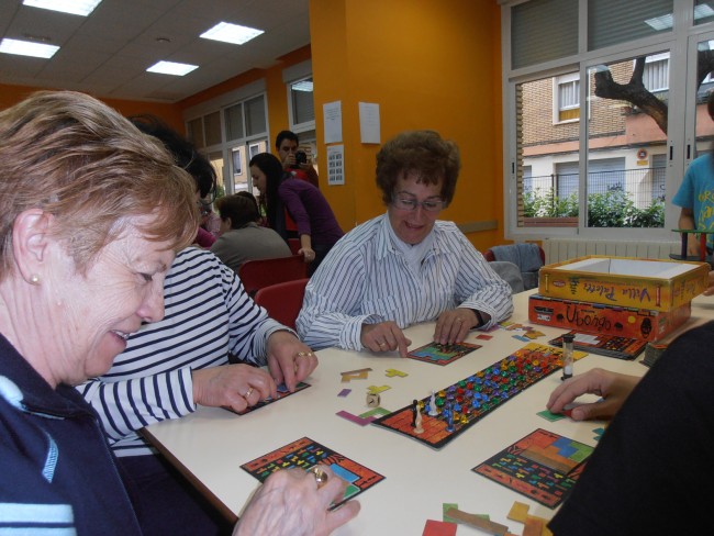 juegos-de-mesa-innovadores-mayores-quart-de-poblet-1