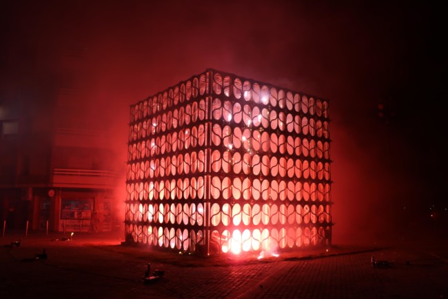 Torrent clausura el 9 d’Octubre amb la tradicional processó cívica i la cremà de la falla Renaixement Torrent clausura el 9 d’Octubre amb la tradicional processó cívica i la cremà de la falla Renaixement