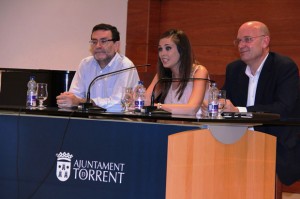 Félix Crespo y Laura Caballero, Fallera Mayor de Valencia 2011, durante la Master Class.
