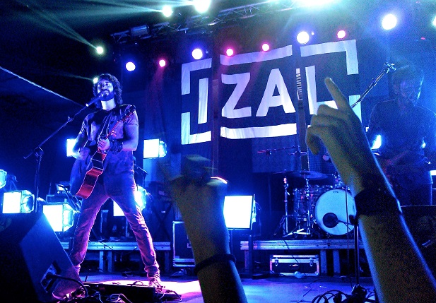 concierto izal en Mislata