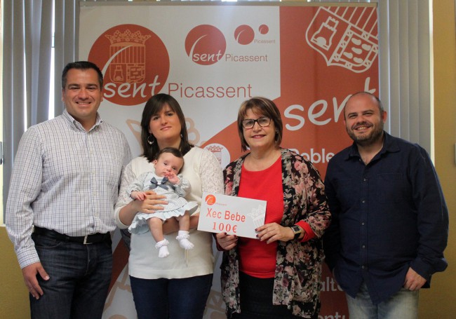 Picassent otorga 144 ayudas del ‘cheque bebé’ en 2014