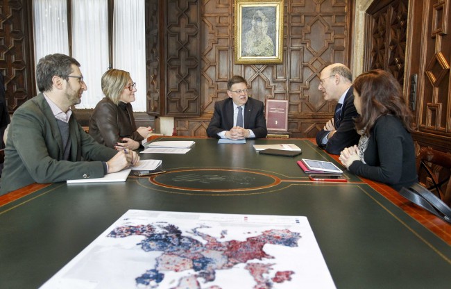 Reunion Ximo Puig, Maria Jose Salvador y presidente Renfe línea c-3