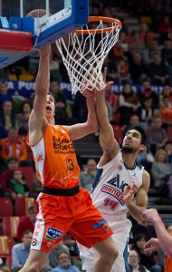 Valencia Basket ICL Manresa Lucic