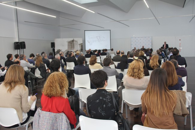 Torrent. Vázquez Consuegra. conferencia. Antic Mercat