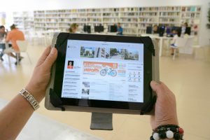 paiporta. Biblioteca municipal. tablet