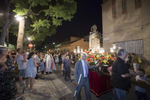 Decenas de embarazadas participan en Xirivella este domingo en la procesión en honor a su patrón y protector, San Ramón Nonato