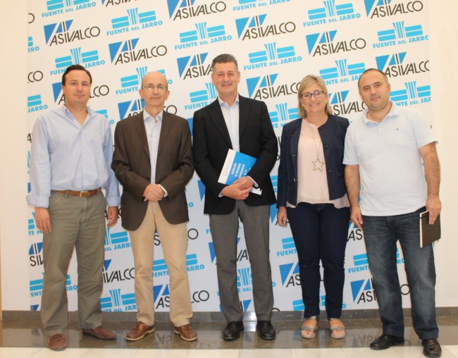 Aguar y Peris escuchan las reivindicaciones de los empresarios de ASIVALCO y FePEVAL