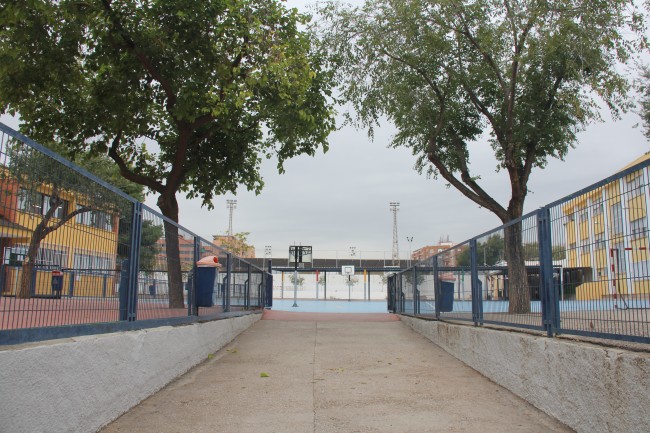 Los patios de los colegios de Torrent se abren por la tarde