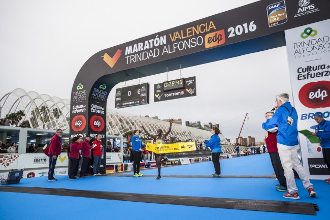 Maratón Valencia Trinidad Alfonso EDP