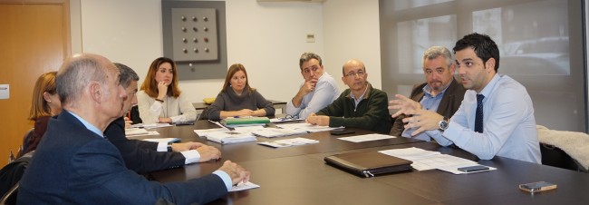 reunion-paterna-ciudad-de-empresas