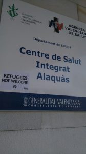 Alaquàs centro de salud pegatinas contra refugiados