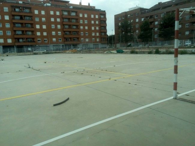 paiporta antiguo colegio rosa serrano pistas deportivas