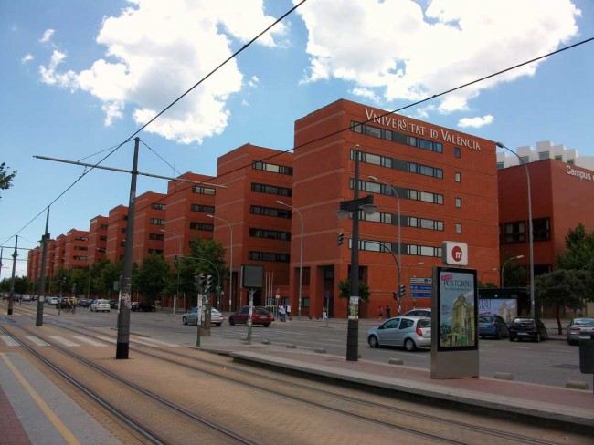 Campus dels Tarongers Universitat de Valencia parada tramvia
