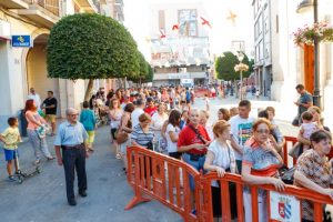 Juegos infantiles acuáticos en las fiestas de Mislata
