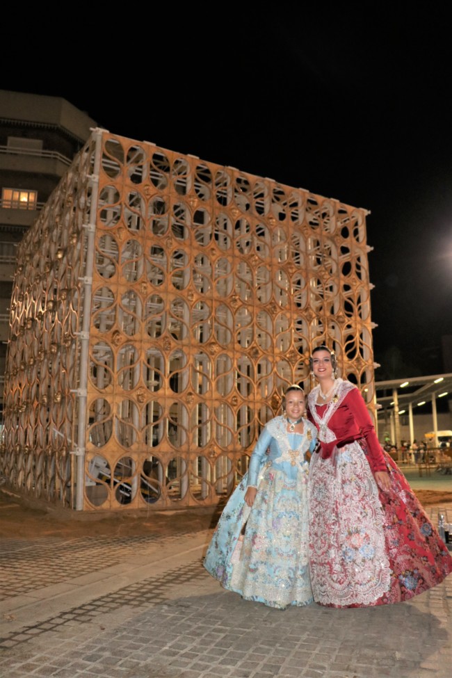 Torrent clausura el 9 d’Octubre amb la tradicional processó cívica i la cremà de la falla Renaixement
