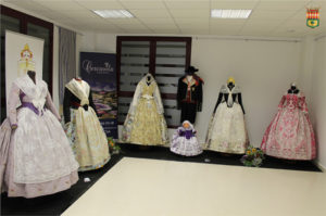 Bonrepòs i Mirambell inaugura la exposición 'Teixits i Tradició'