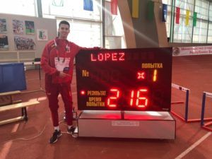 Pablo López Club Atletismo Torrent salto altura