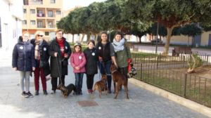 El Consell de la Infància es mobilitza contra la presència d'excrements de gossos als carrers del municipi