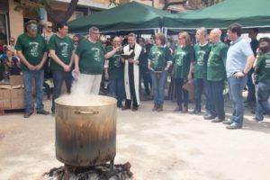 Més de 5000 racions d’arròs amb fesols i naps Alaquas