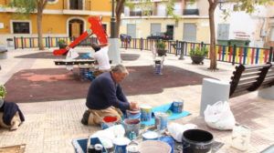 Picassent L'Ajuntament realitza tasques de manteniment als parcs infantils 2