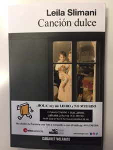 Libro VLC negra en MetroValencia