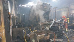 incendio taller quart de poblet bomberos