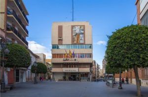 plaza-del-ayuntamiento-de-mislata