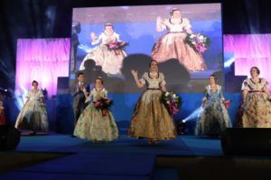 Carmen Raga i Ortí i Leyre Gallego i Ruiz, falleres majors de Torrent 2019