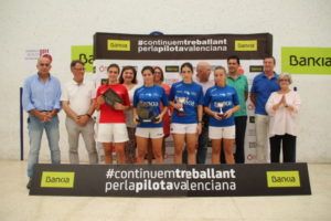 Ana de Beniparrell regna del raspall femení