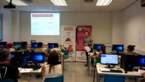 Pactem Nord forma a comerciantes de l'Horta Nord en redes sociales