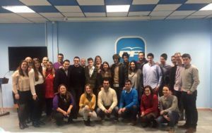 Los jóvenes del PP de l´Horta Nord se suman a la campaña #EscribiendoUnfuturo