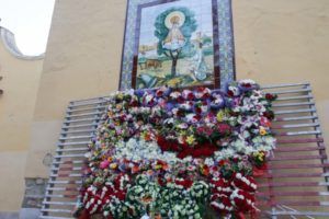 Ofrena en honor a la Mare de Déu de L’Olivar Alaquàs