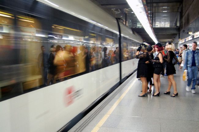 Metrovalencia refuerza el servicio para asistir al Baile de Disfraces de Massamagrell este viernes Metrovalencia refuerza el servicio para asistir al Baile de Disfraces de Massamagrell este viernes