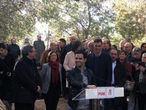 Visita Pedro Sánchez paredón