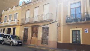 foios edificio contiguo ayuntamiento