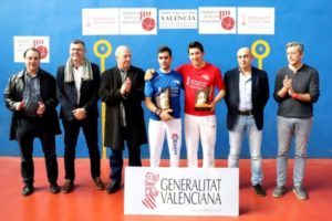 Alejandro de Paterna, campió de l'autonòmic de Frontó individual