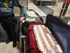 tabaco aeropuerto de Valencia