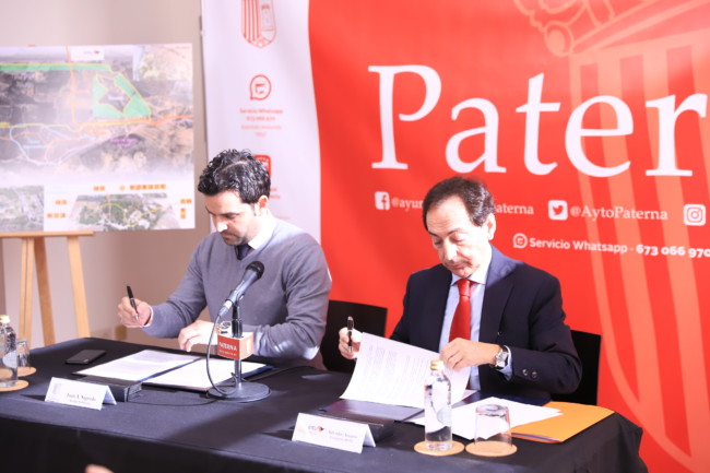 Firma protocolo Ayto-Intu Mediterrani empleo paterneros