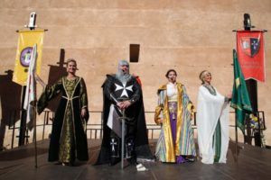 Torrent moros y cristianos mig any 2019