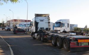 robo bateria camiones Fuente del Jarro