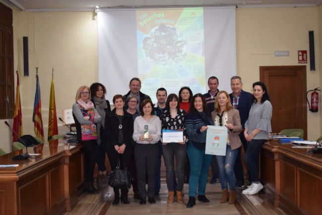 benetússer absentismo escolar