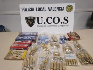 policia local valencia petardos