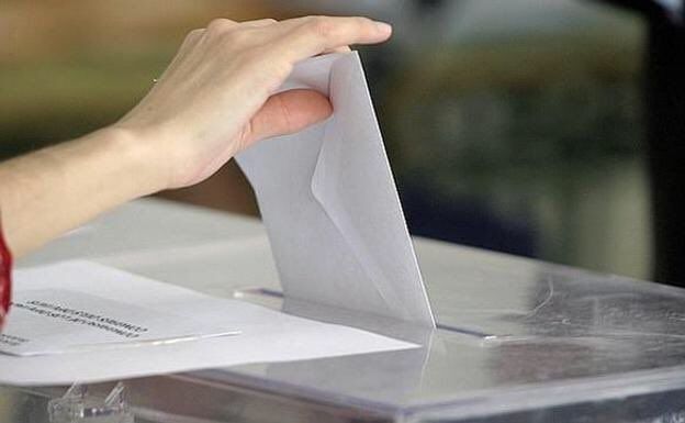 Instalarán urnas en 10 localidades de l’Horta el 14 de mayo para elegir entre Monarquía o República