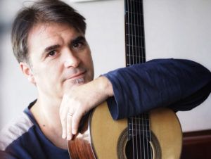 Rafael Serrallet guitarrista